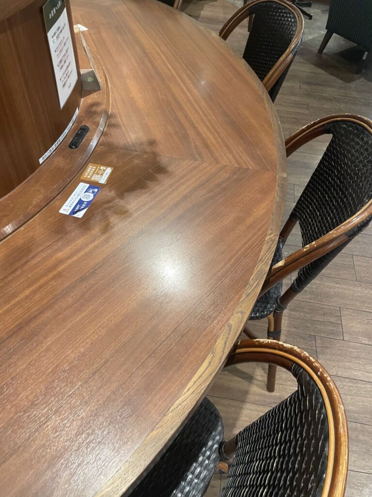 カウンター席
