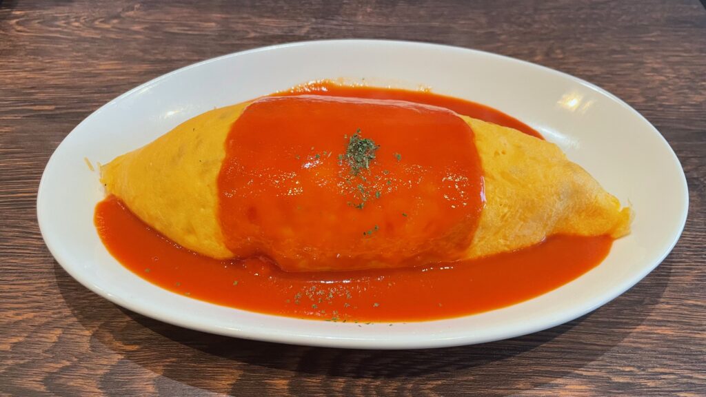 エビクリームオムライス