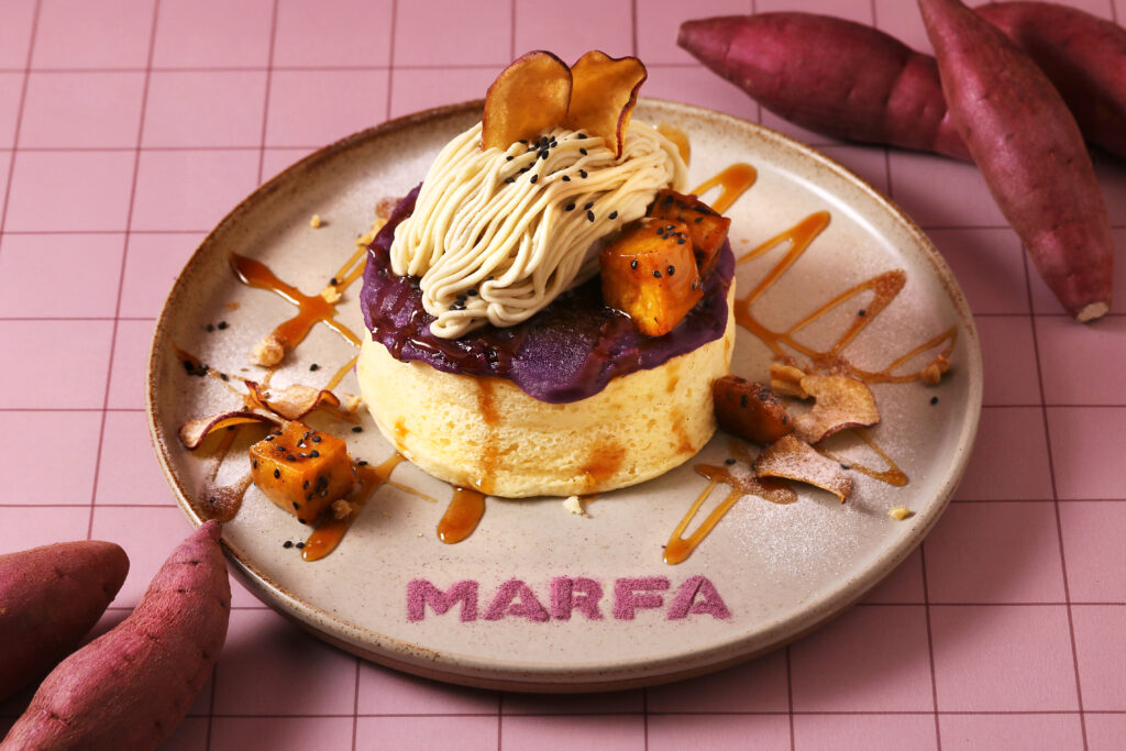 「紅はるかと紫芋のブリュレパンケーキ」