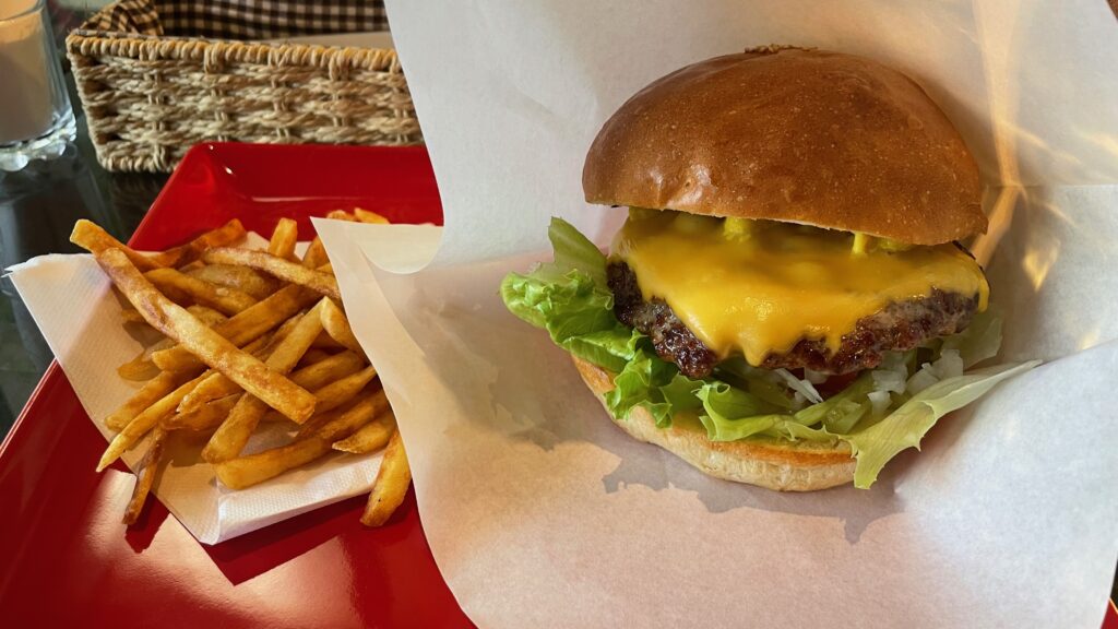 チーズハンバーガー