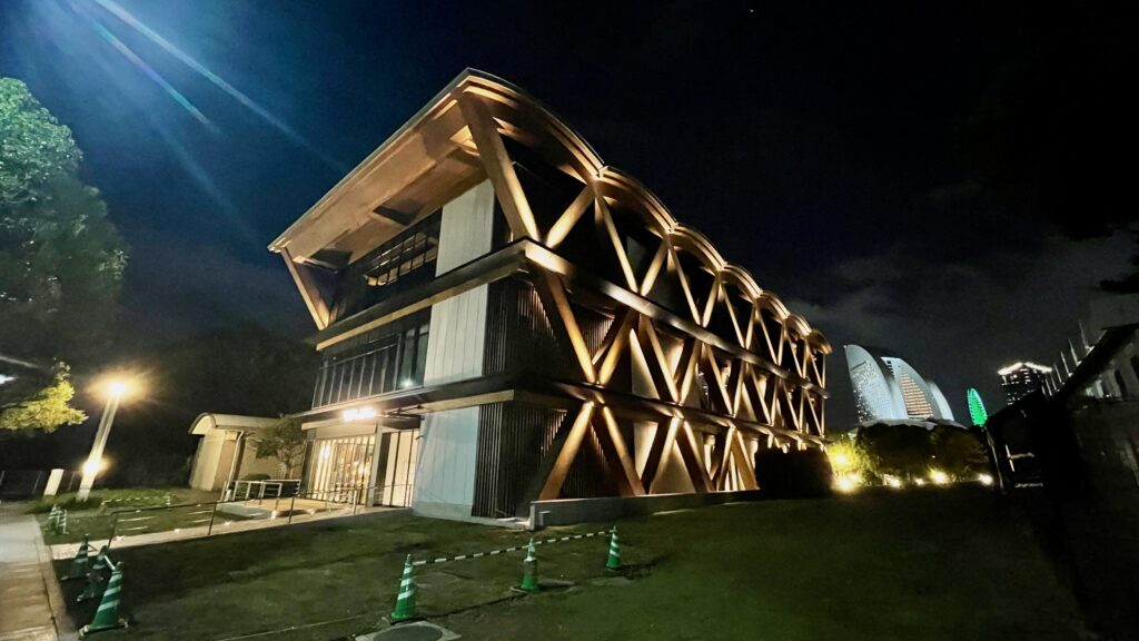 横浜ティンバーワーフ