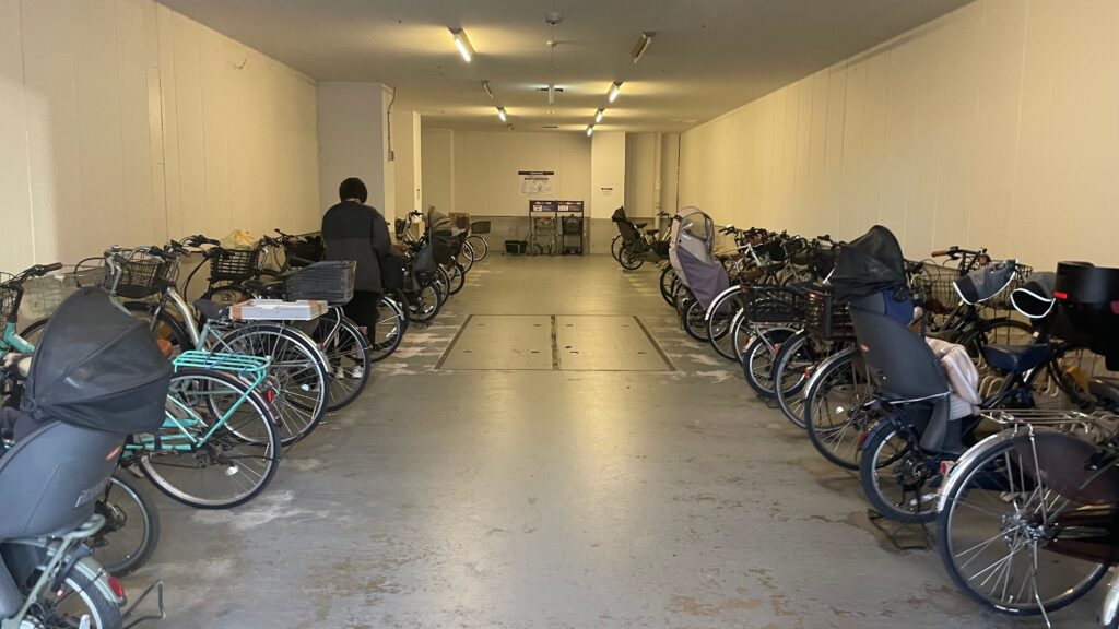 オーケーみなとみらいの駐輪場