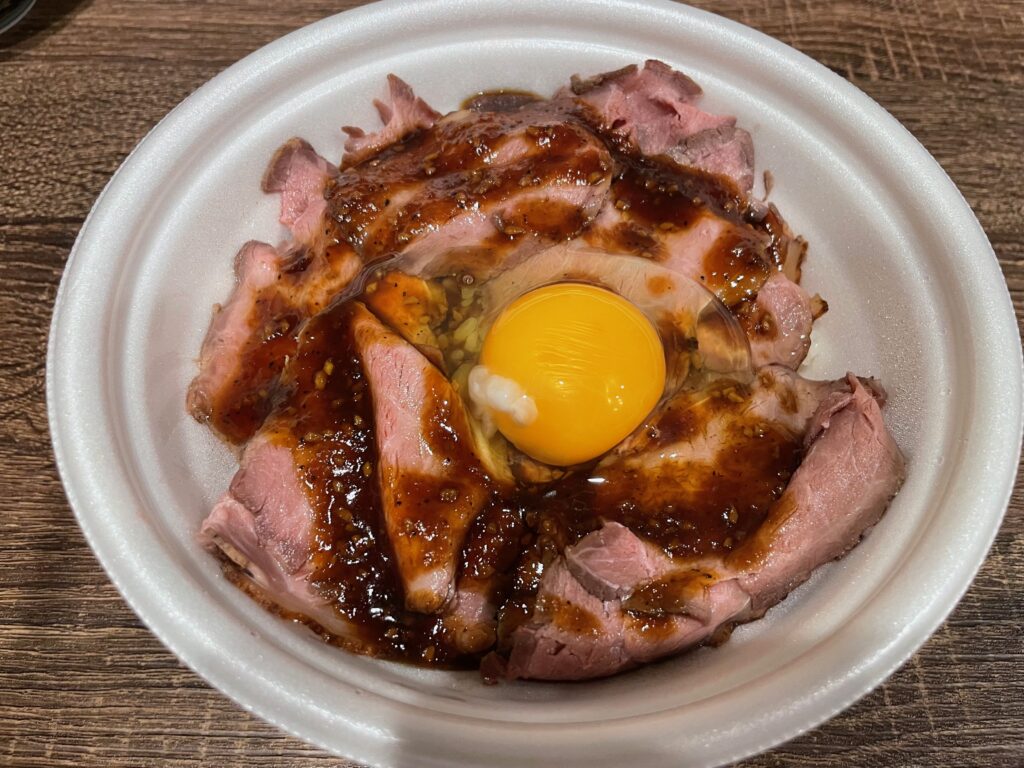 ローストビーフ丼