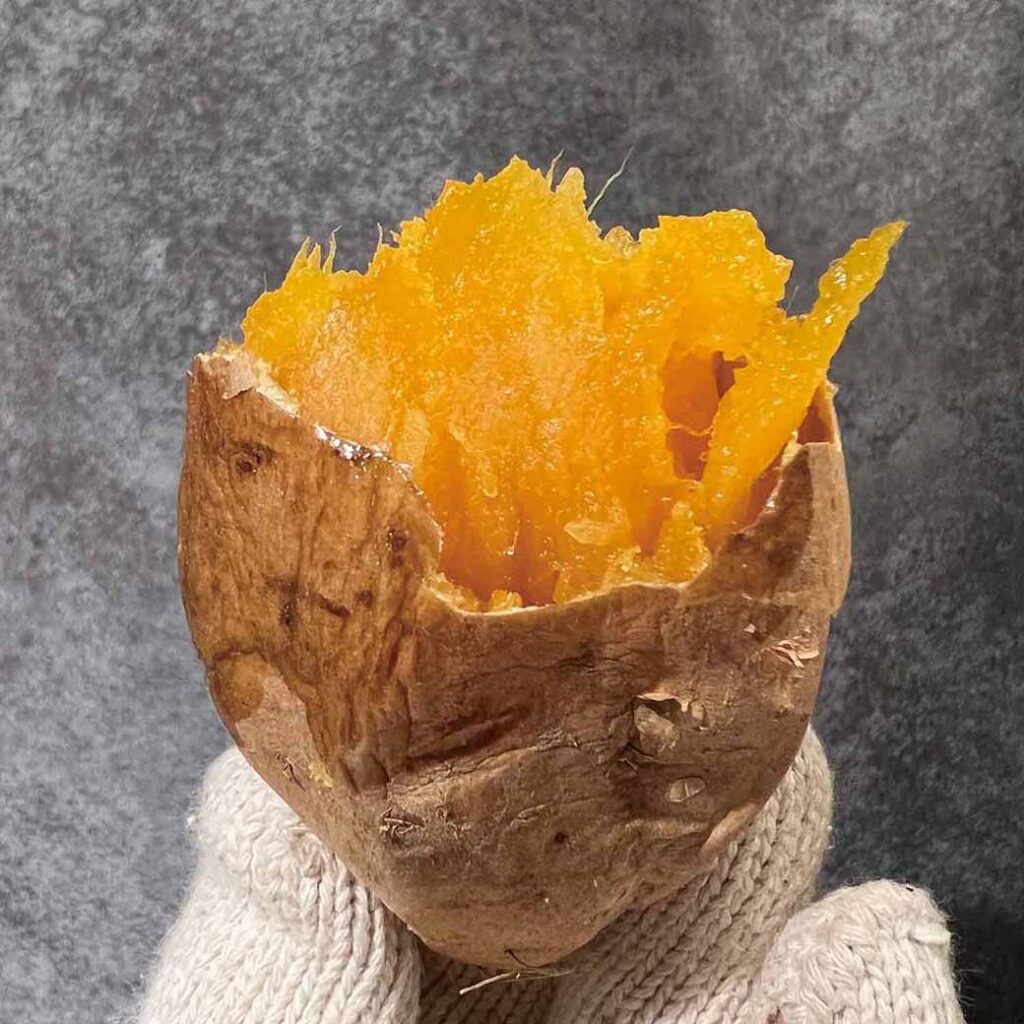 ［兵庫］神戸芋屋　志のもと／安納黄金