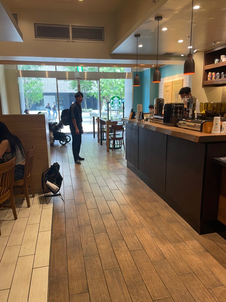 スターバックスコーヒー横浜アイマークプレイス店