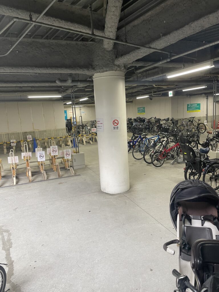 駐輪場