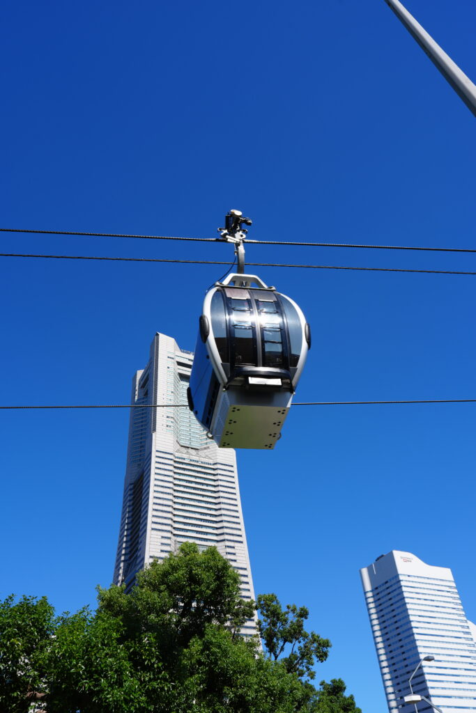 横浜のロープウェイ「YOKOHAMA AIR CABIN」