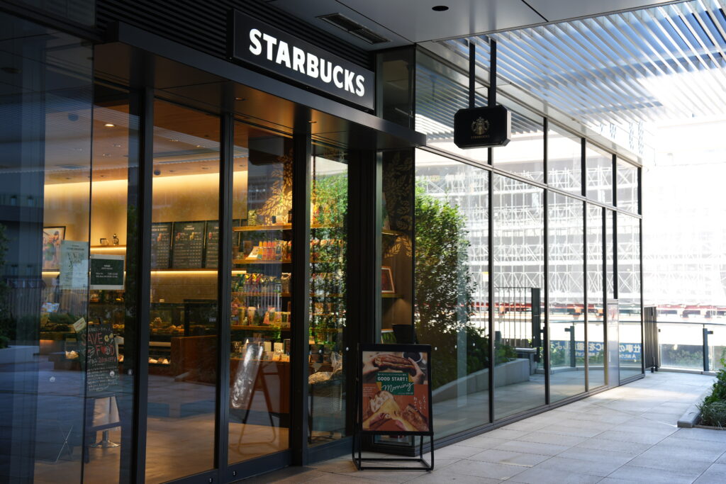 スターバックスコーヒー北仲ブリック＆ホワイト店