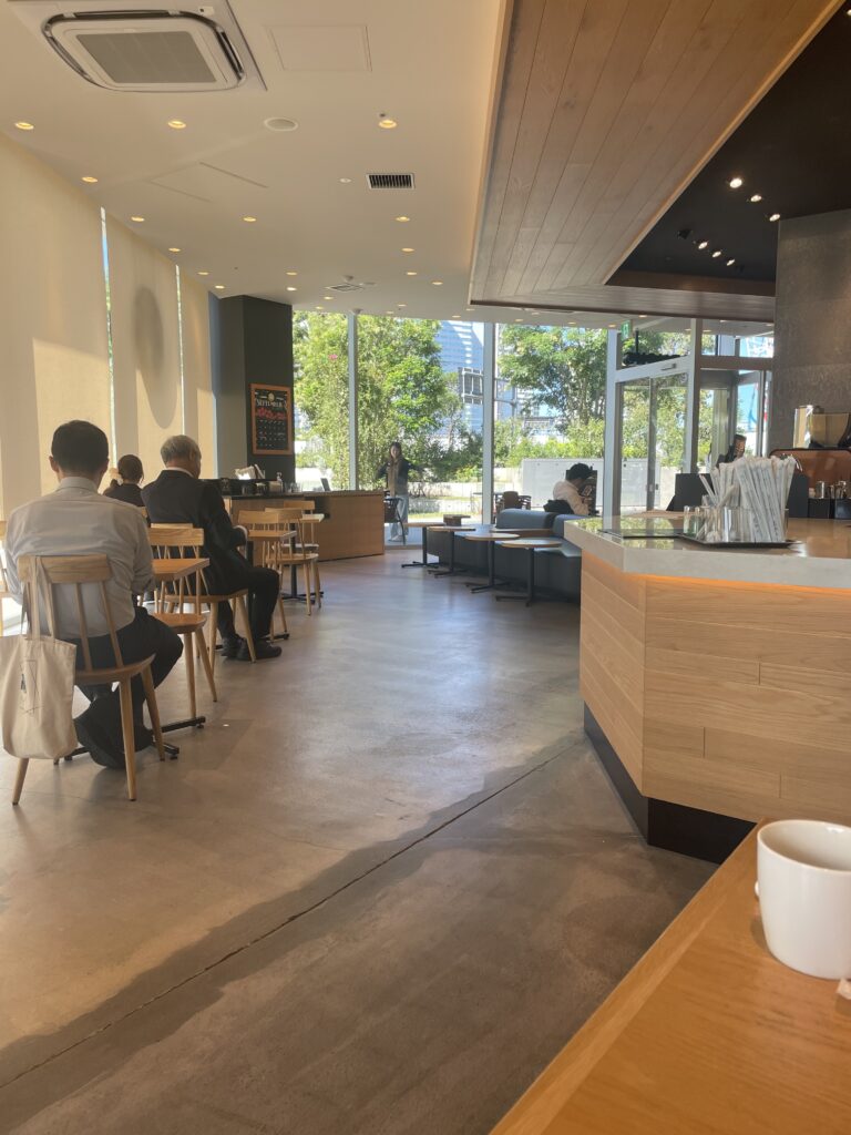 スターバックスコーヒー横浜市役所 ラクシス フロント店